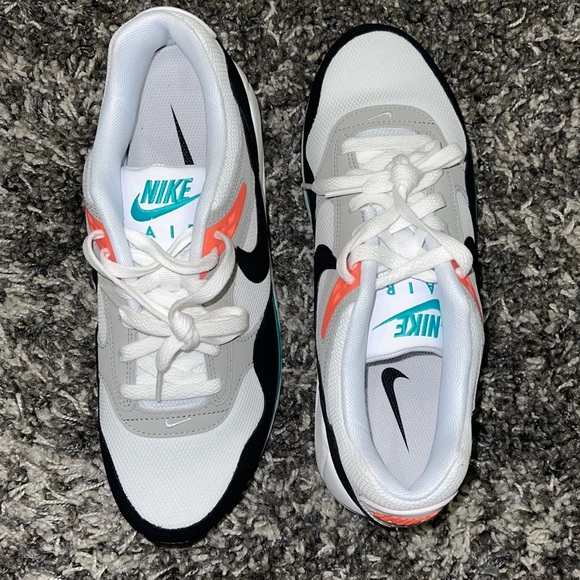 New Womens NIKE Air Max Correlate - Picture 9 of 14